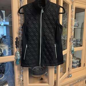 Daily Sports puffer vest